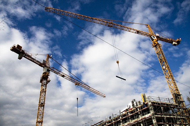 Mikrocement pod prysznicem – jakie są zalety tego rozwiązania?